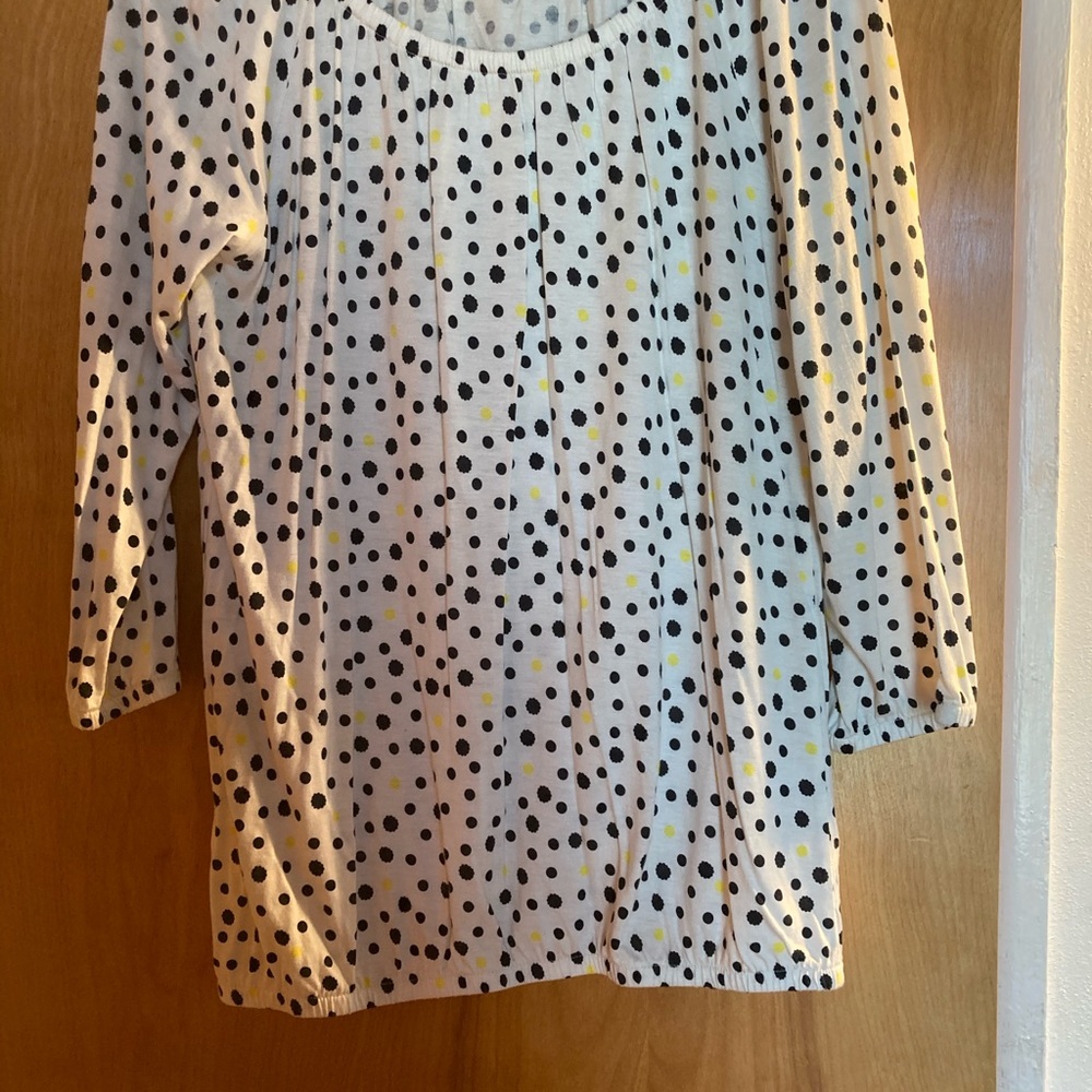 Shirt - Picture 2 of 4